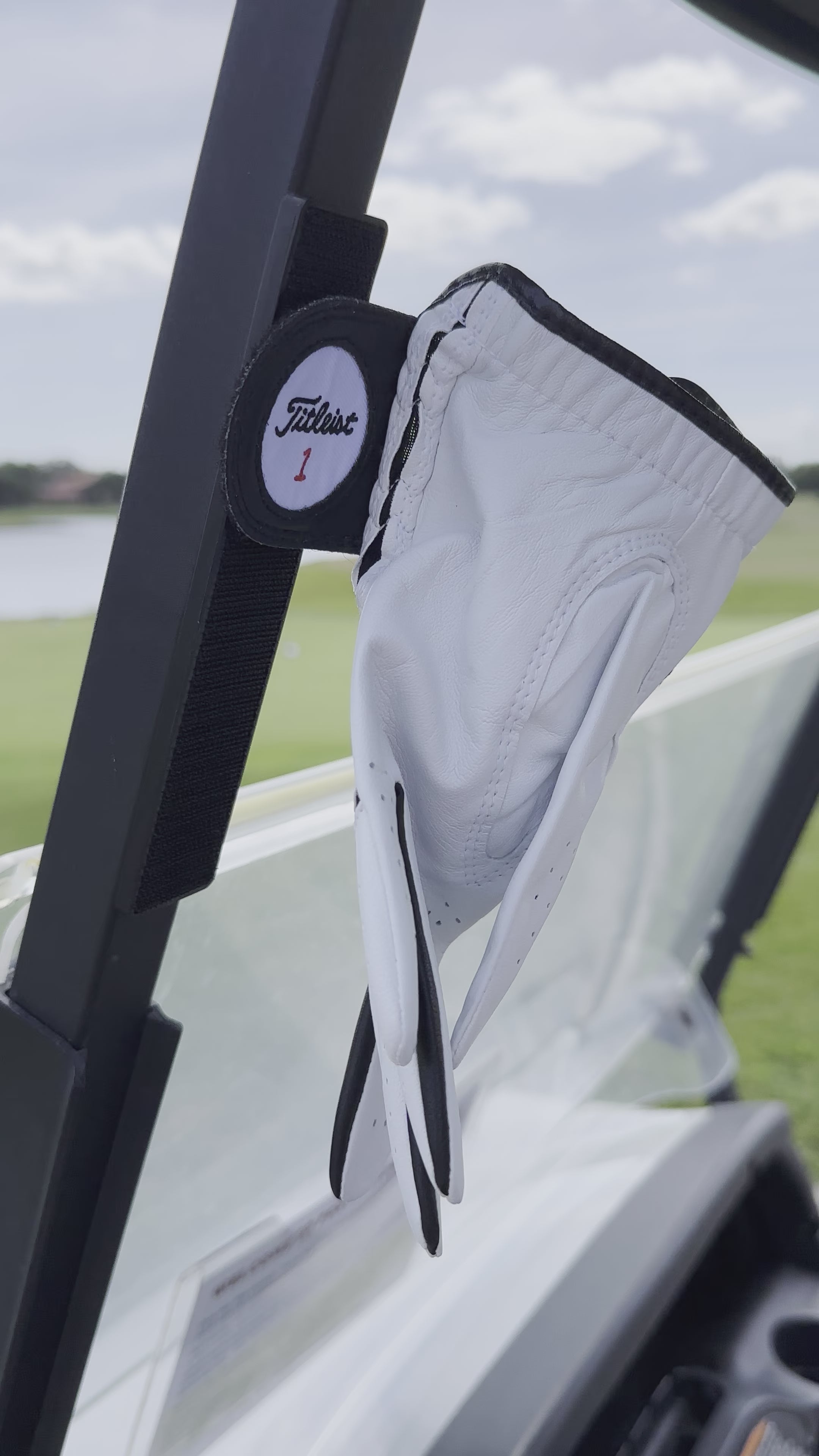 THE SMILEY PORTABLE MAGNETIC GLOVE HOLDER FOR GOLF CARTS (glove not included)